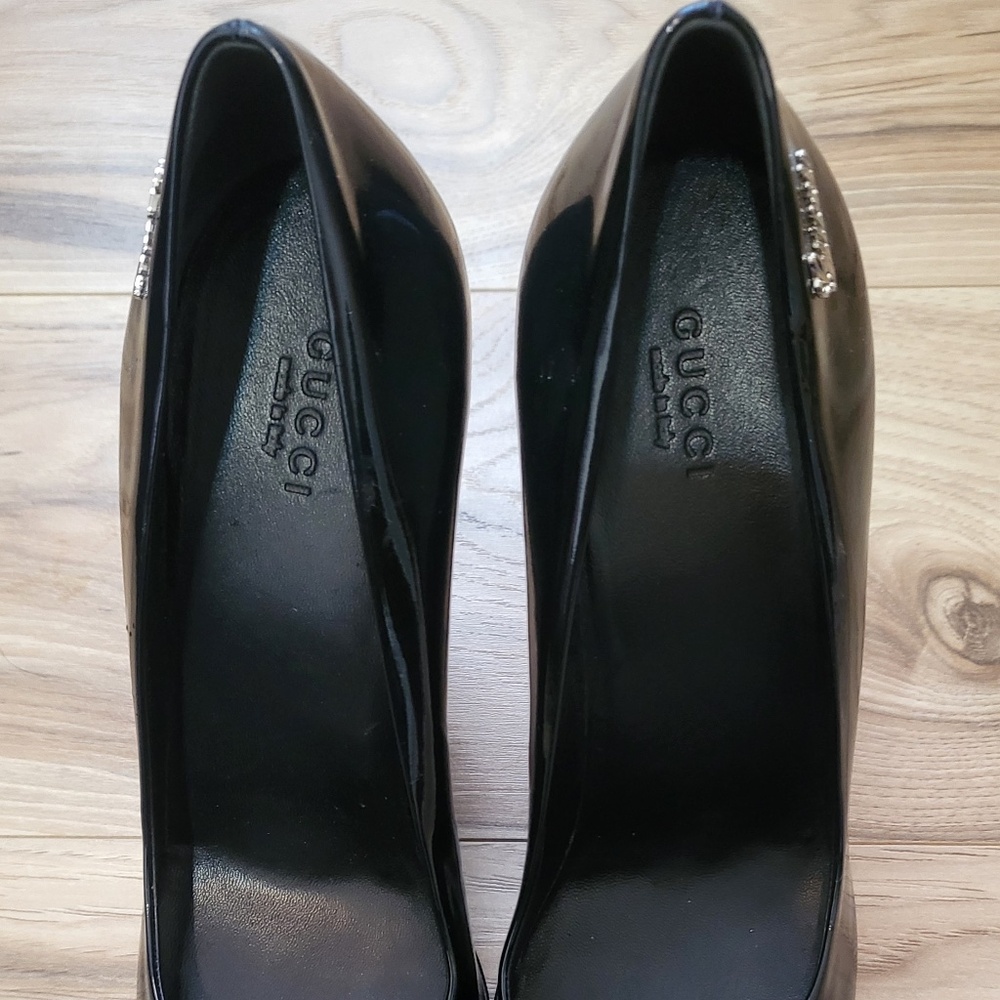 Gucci heels